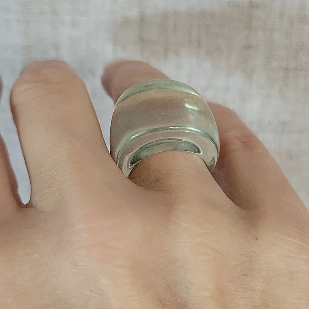 FUNKY GREEN ACRYLIC EARRINGS RINGS 4-PIECE SET - Picture 5 of 8